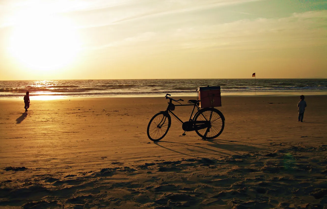 Photo wallpaper sand, sea, beach, the sky, the sun, sunset, bike, children
