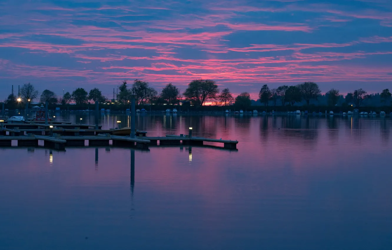 Photo wallpaper clouds, boats, Germany, pier, Bayern, glow, Baden lake, Lindau