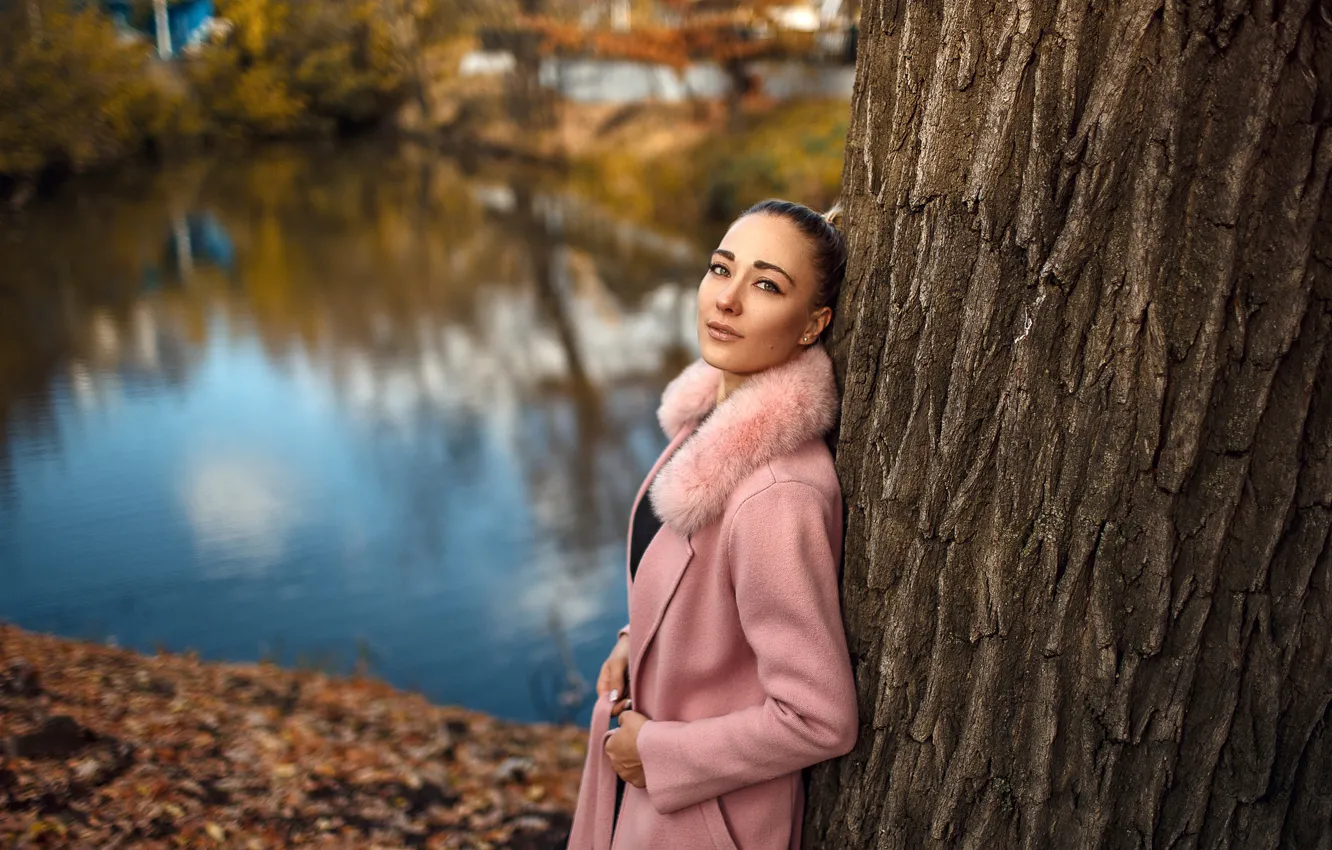 Photo wallpaper autumn, look, girl, pond, Park, model, portrait, makeup