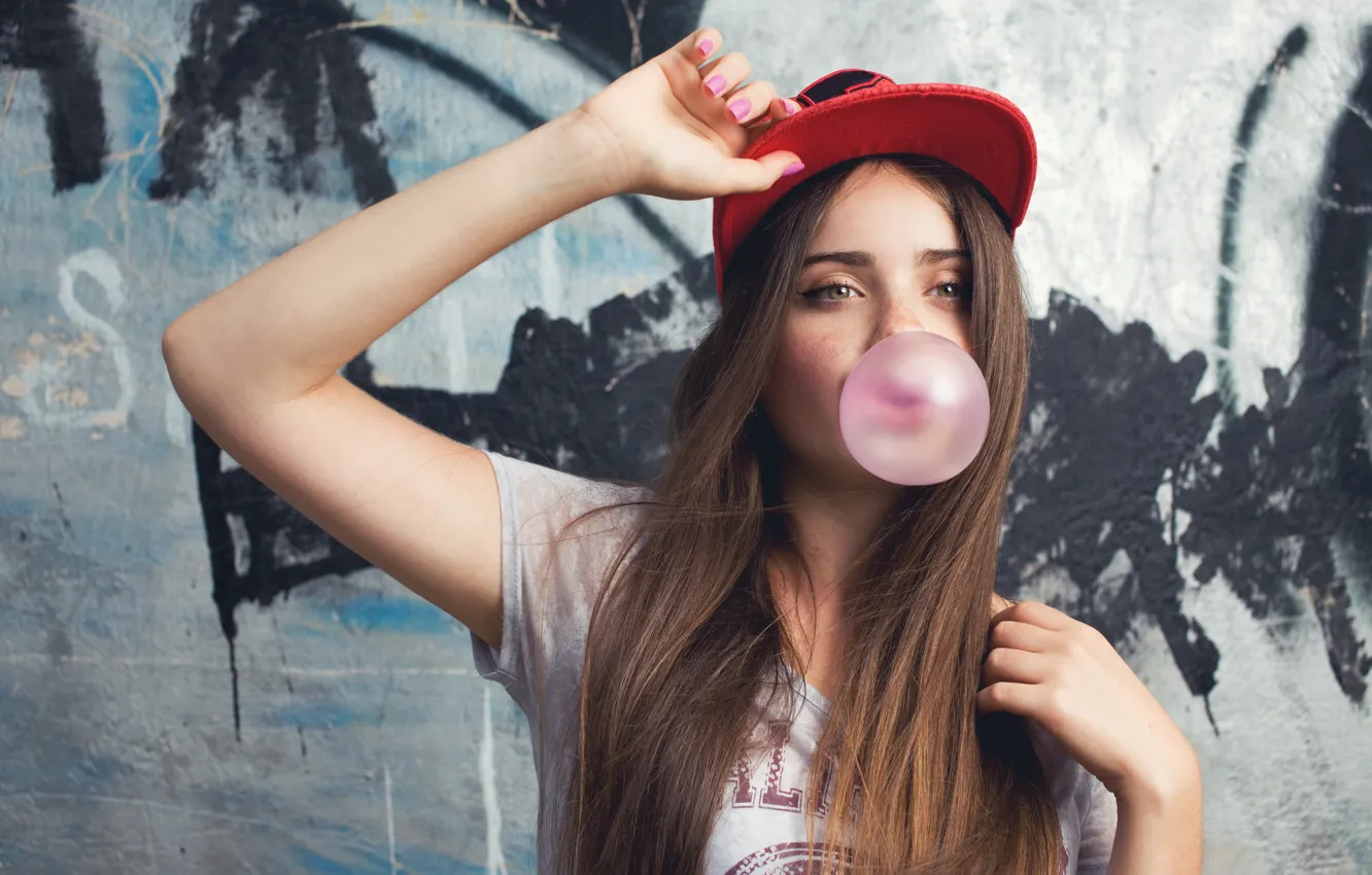 Photo wallpaper look, girl, t-shirt, cap, bubble, gum