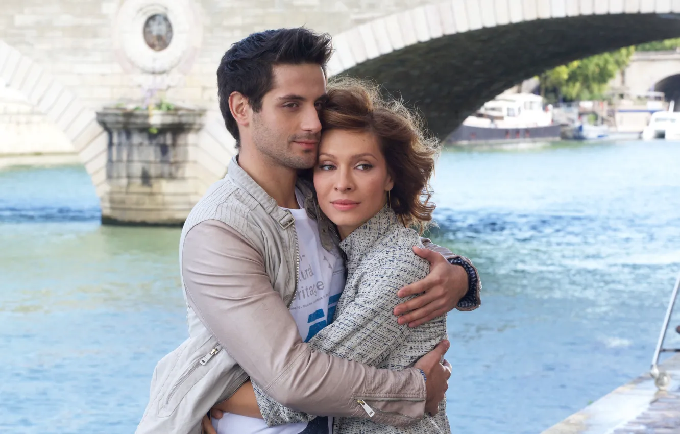 Photo wallpaper river, woman, hugs, kitchen, male, lovers, Mark Bogatyrev, Elena Armin Van Buuren