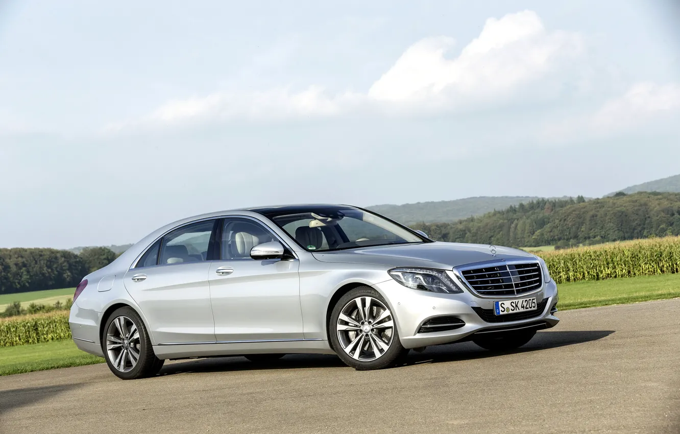 Photo wallpaper car, Silver, The flagship, Mercedes-Benz S550 2014, С-class, Mercedes С550