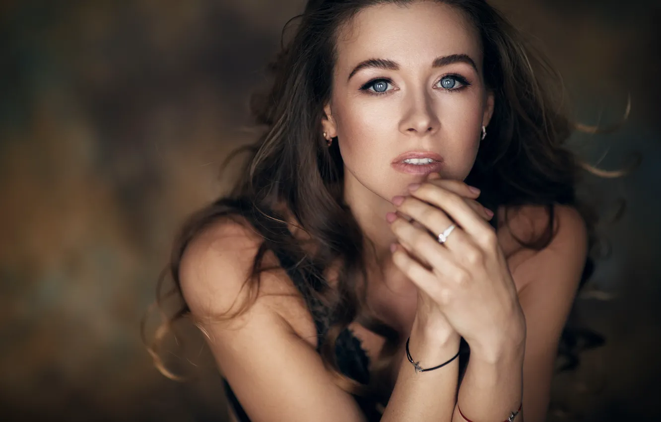 Photo wallpaper look, girl, face, background, hair, portrait, hands, Vladimir Sereda