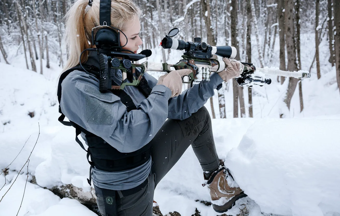 Photo wallpaper Girl, Blonde, Rifle, Winter Forest, Sniper rifle Lobaeva, DVL-10 "Urbana", Lobaev Arms