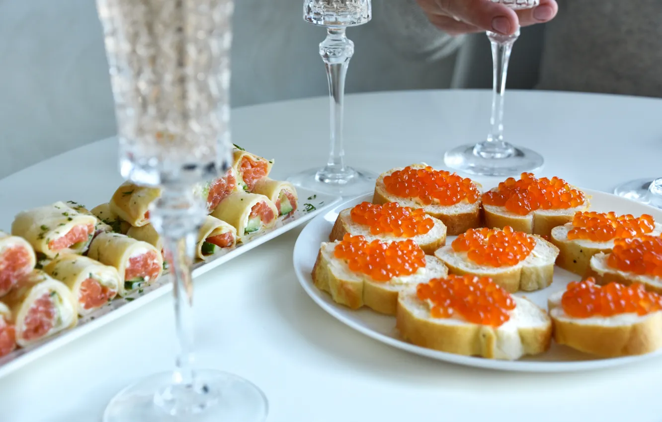 Photo wallpaper glass, table, holiday, glass, food, hands, plate, bread