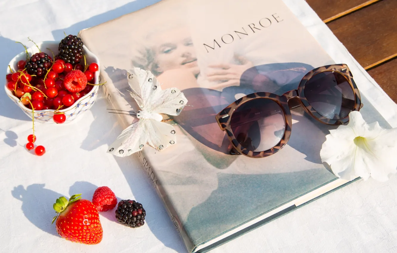 Photo wallpaper berries, butterfly, glasses, book, Monroe