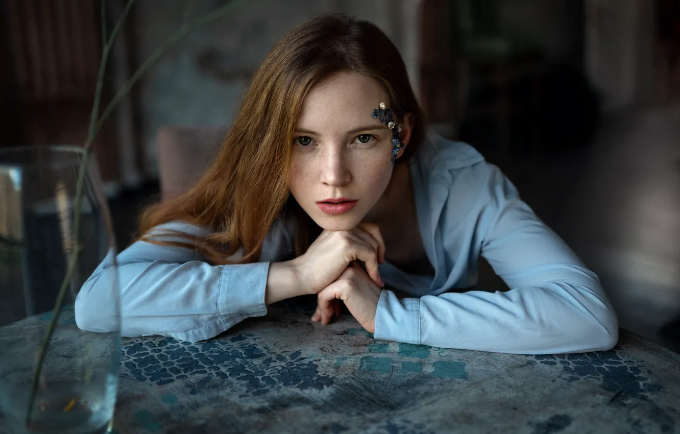 Photo wallpaper look, girl, decoration, flowers, branches, face, pose, retro