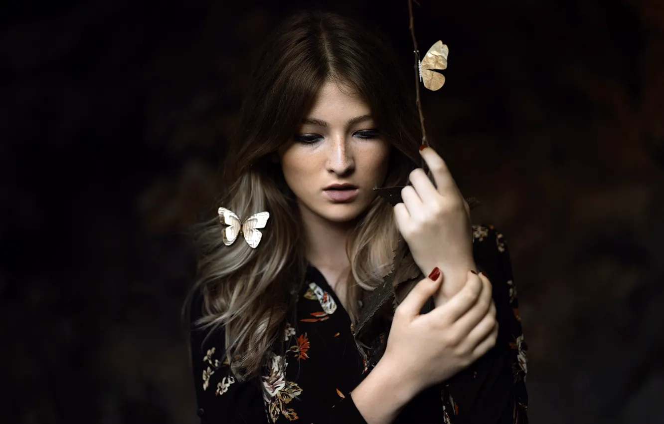 Photo wallpaper girl, butterfly, Marina
