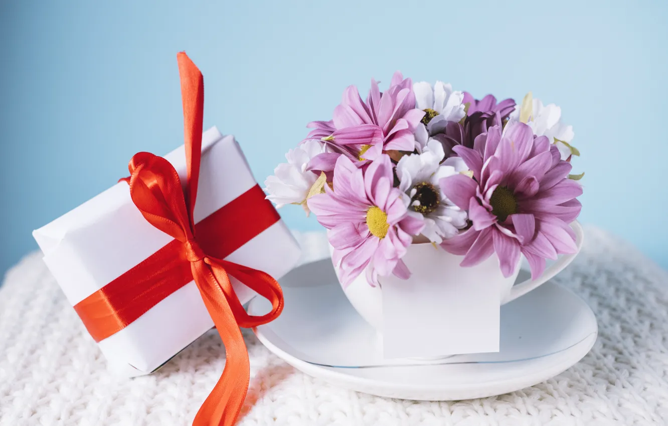 Photo wallpaper flowers, gift, Holiday, bow, chrysanthemum, box