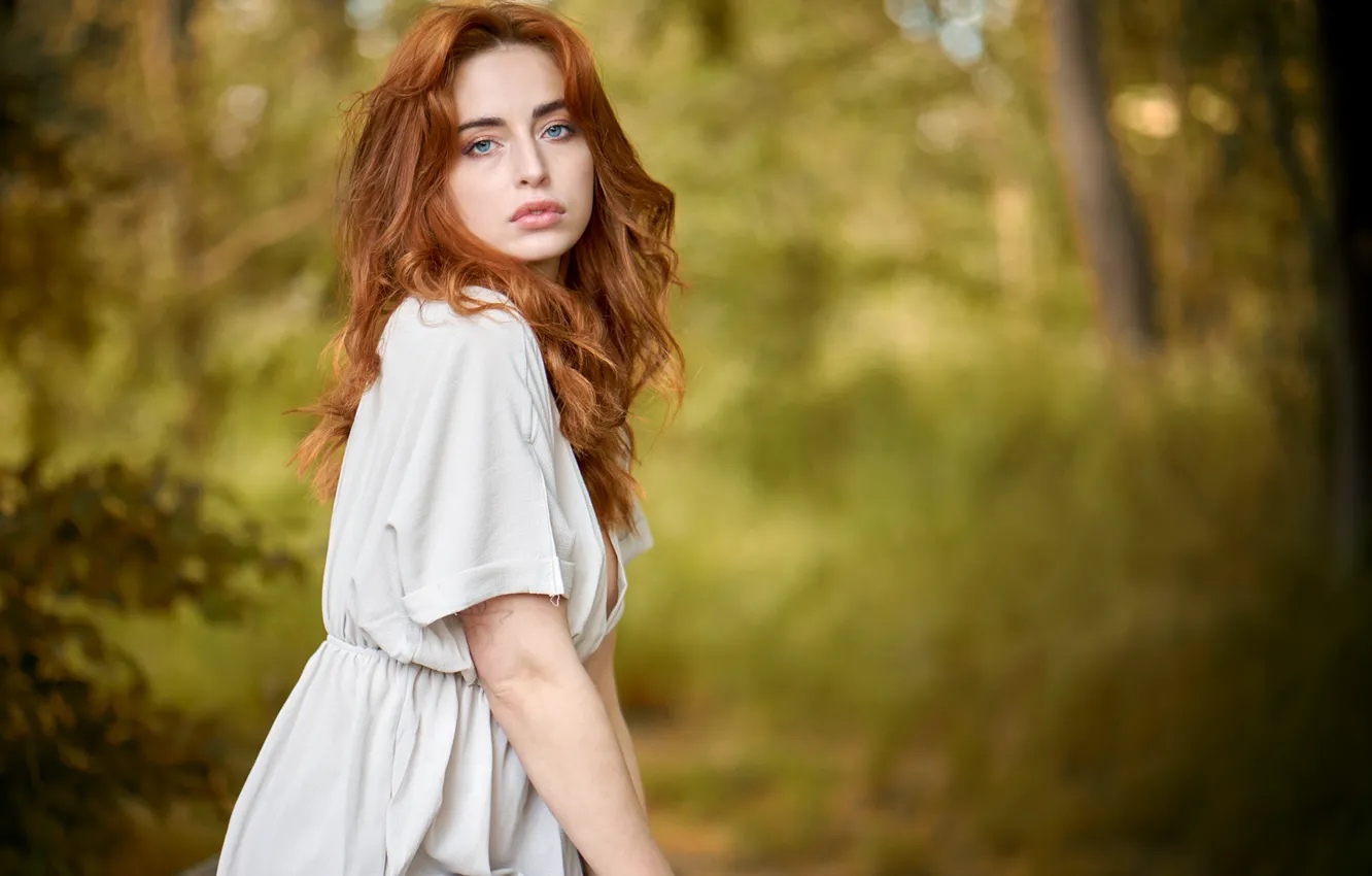 Photo wallpaper summer, look, girl, nature, red
