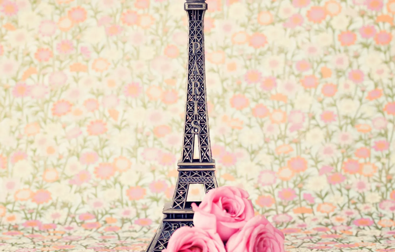 Photo wallpaper the inscription, Eiffel tower, Paris, roses, buds, figure, souvenir