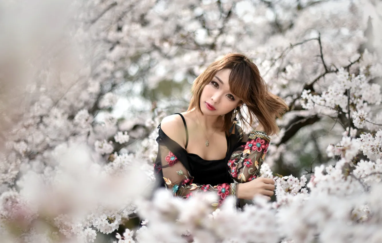 Photo wallpaper girl, garden, Asian