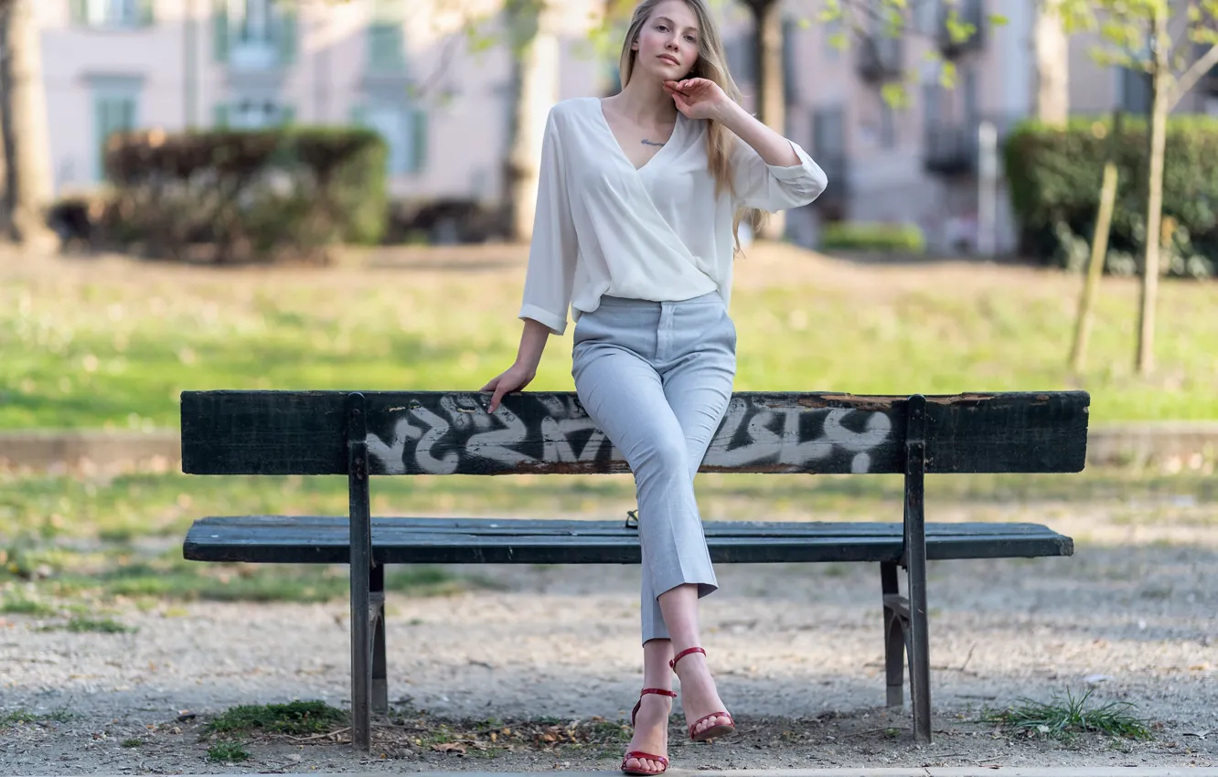 Photo wallpaper girl, model, bench, Liliya
