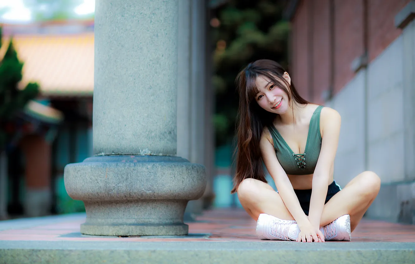 Photo wallpaper pose, smile, Asian, sitting, bokeh