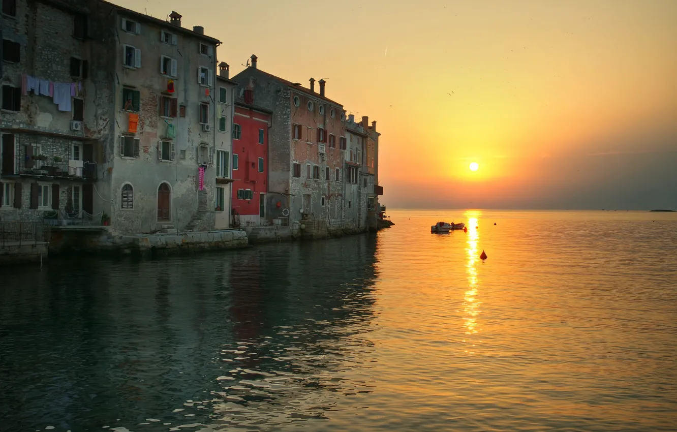 Photo wallpaper sea, sunset, the city, Rovinj Croatië