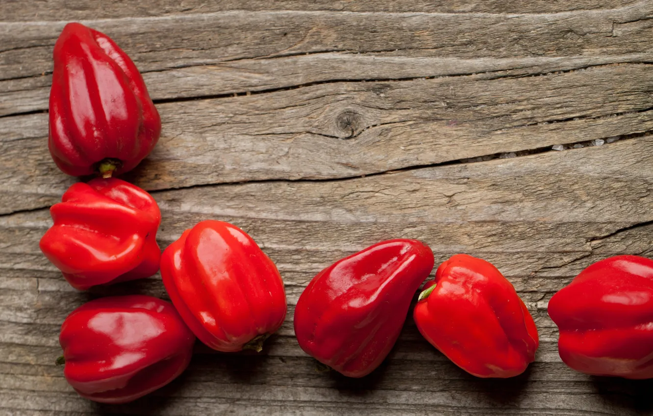 Photo wallpaper cracked, table, pepper