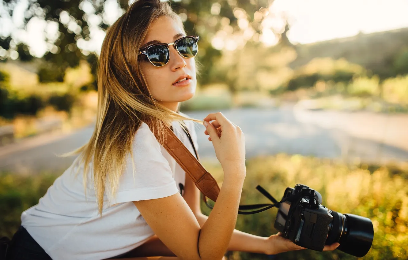 Photo wallpaper girl, glasses, the camera