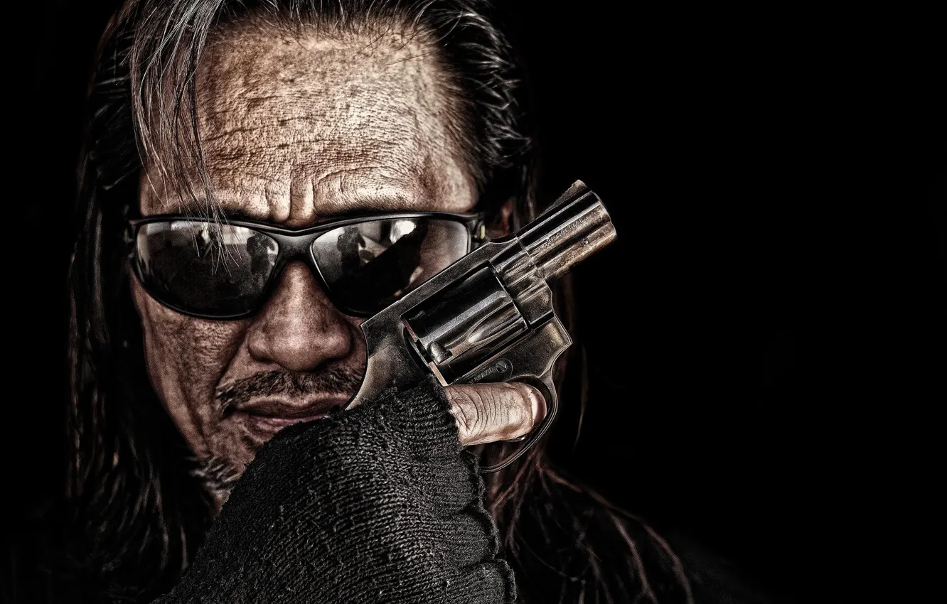 Photo wallpaper face, weapons, hand, man, glasses, revolver