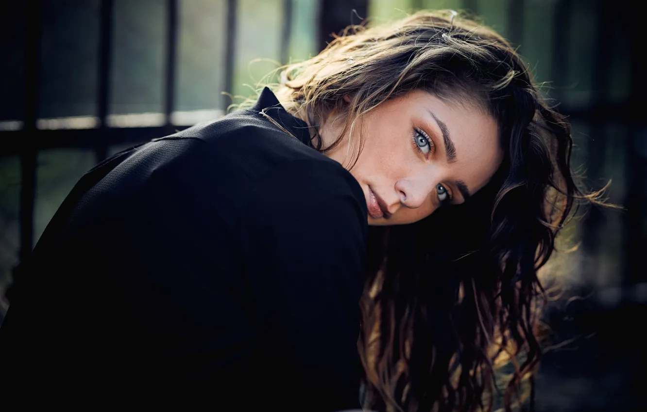 Photo wallpaper girl, long hair, photo, blue eyes, model, bokeh, lips, face