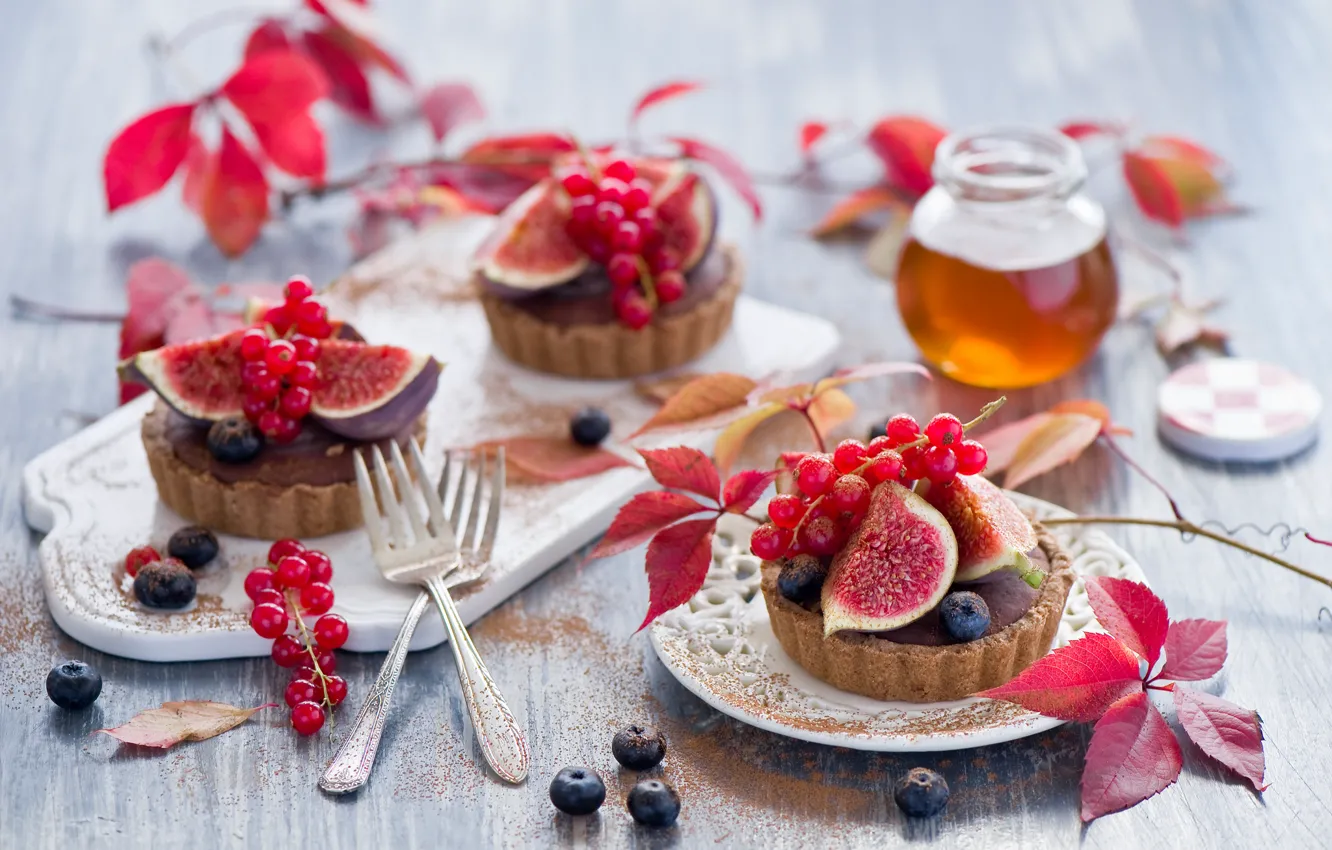 Photo wallpaper berries, food, blueberries, honey, cake, fruit, dessert, currants