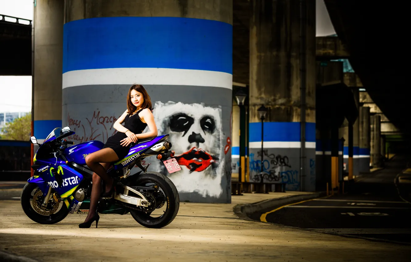 Photo wallpaper look, model, portrait, makeup, figure, dress, hairstyle, motorcycle