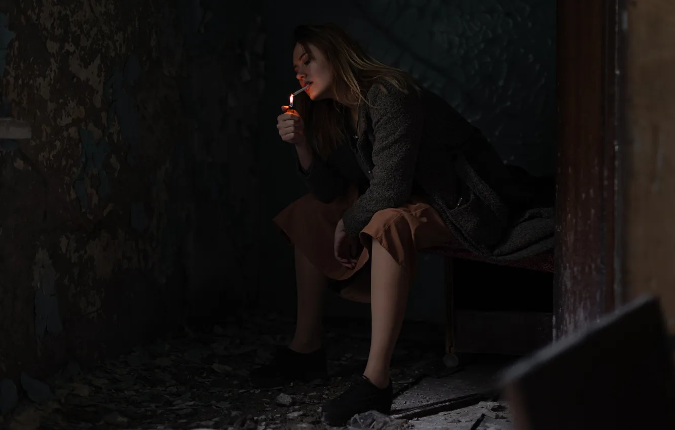 Photo wallpaper smokes, Andrey Frolov, the household