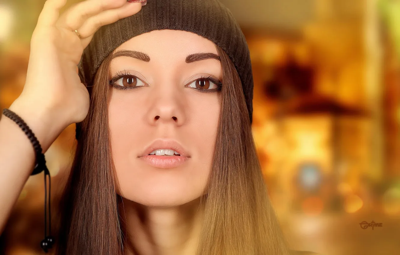 Photo wallpaper eyes, look, girl, sexy, hat, portrait, lips, bracelet