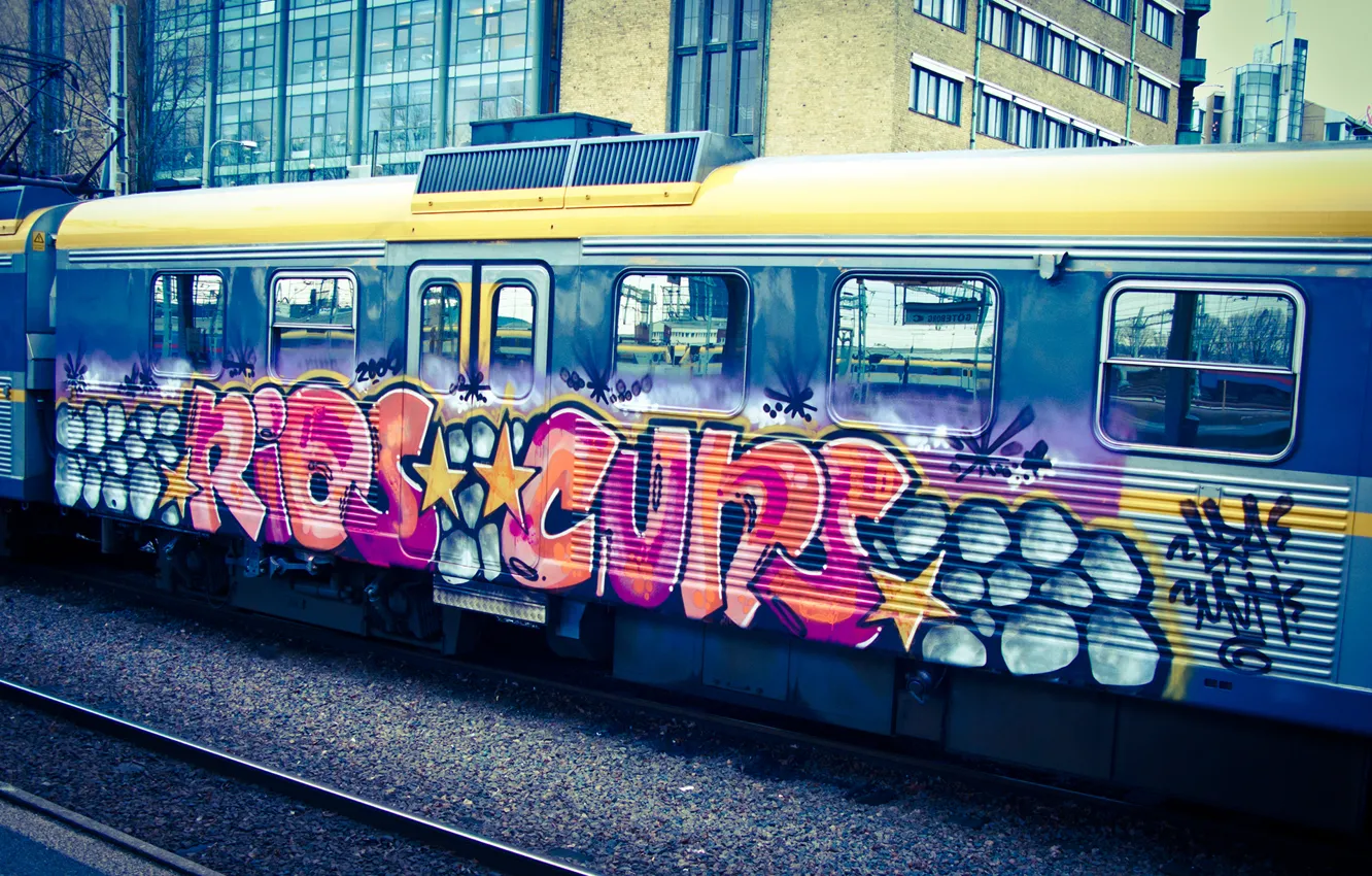 Photo wallpaper graffiti, train, home