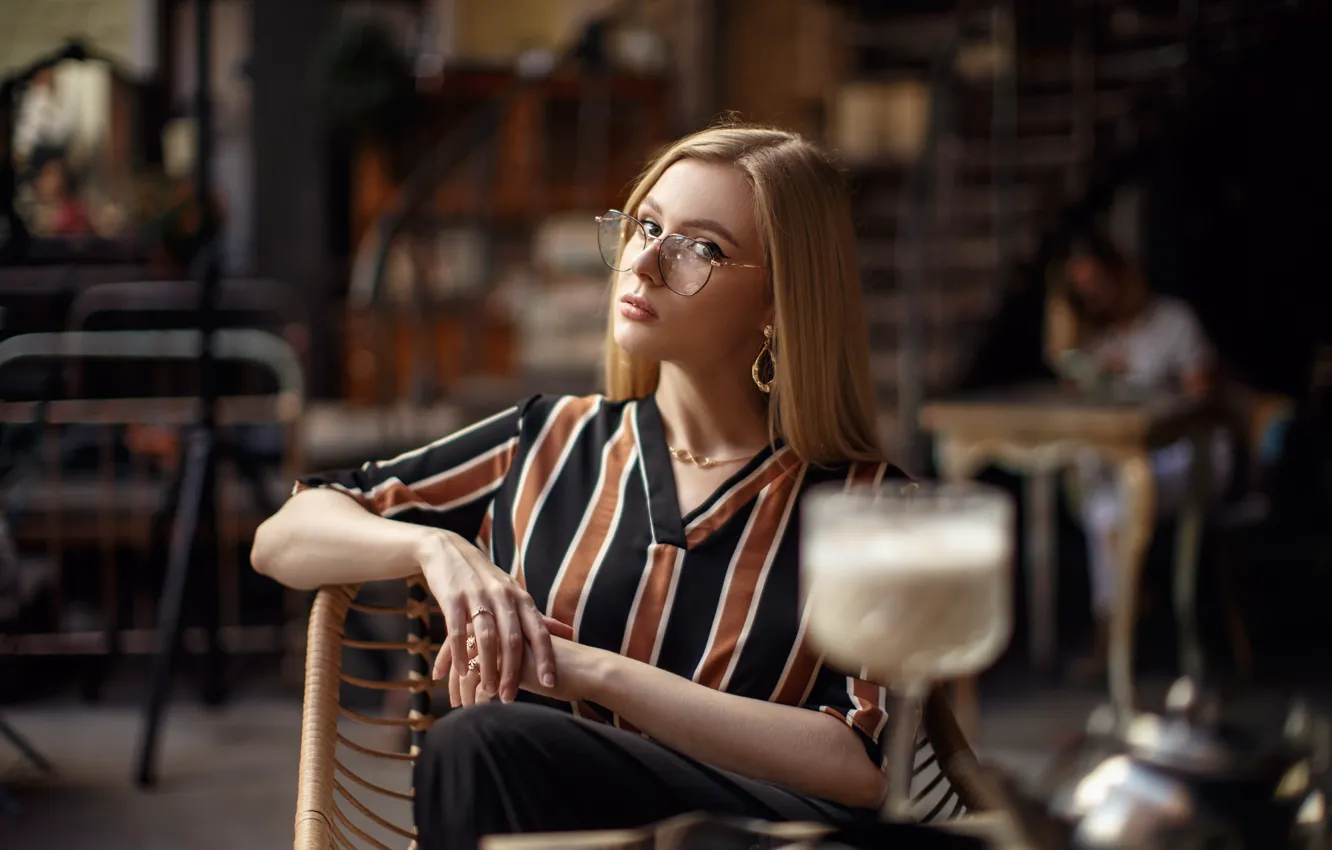 Photo wallpaper look, girl, pose, glasses, Sergey Sorokin