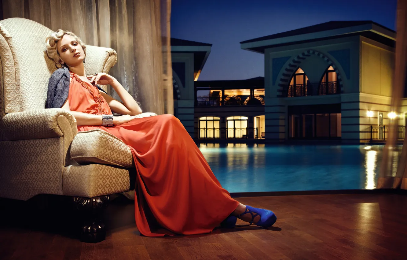 Photo wallpaper girl, Villa, the evening