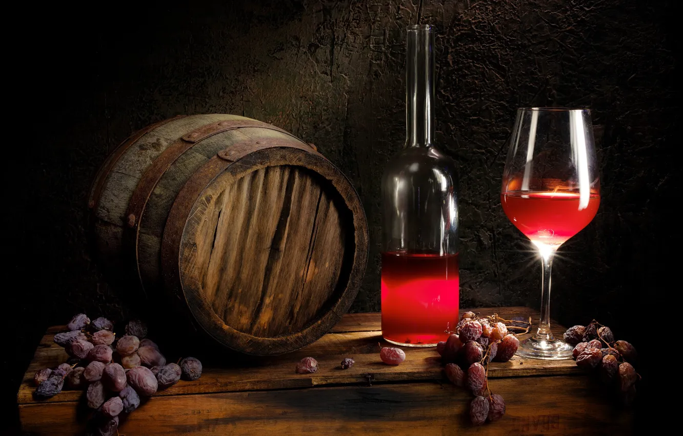 Photo wallpaper glass, light, the dark background, table, wine, red, Board, glass