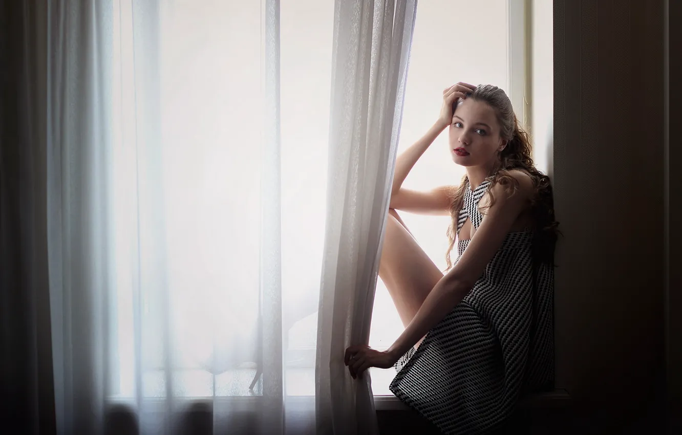 Photo wallpaper look, portrait, makeup, lighting, window