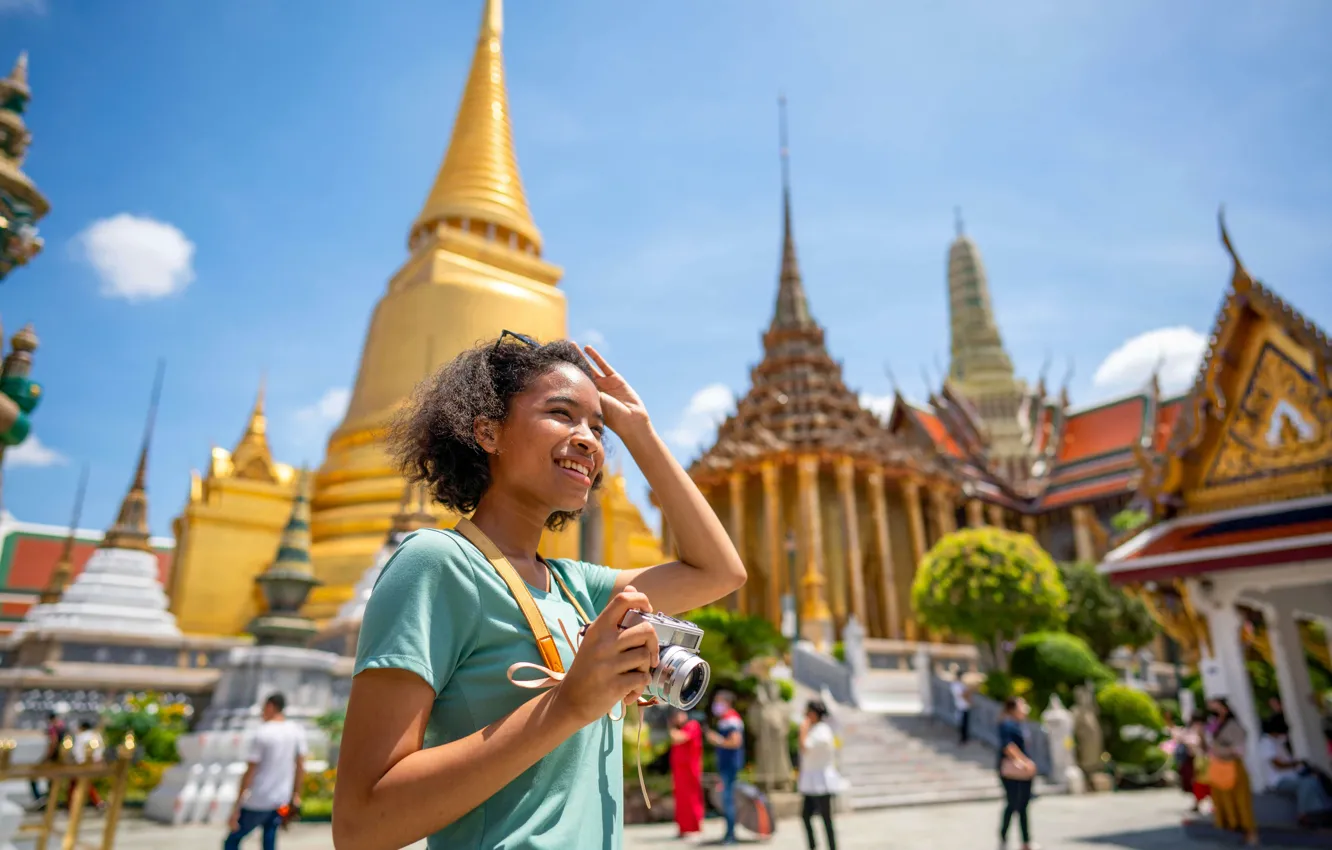 Photo wallpaper girl, smile, people, Thailand, Bangkok, Thailand, Bangkok, Wat Phra Keo