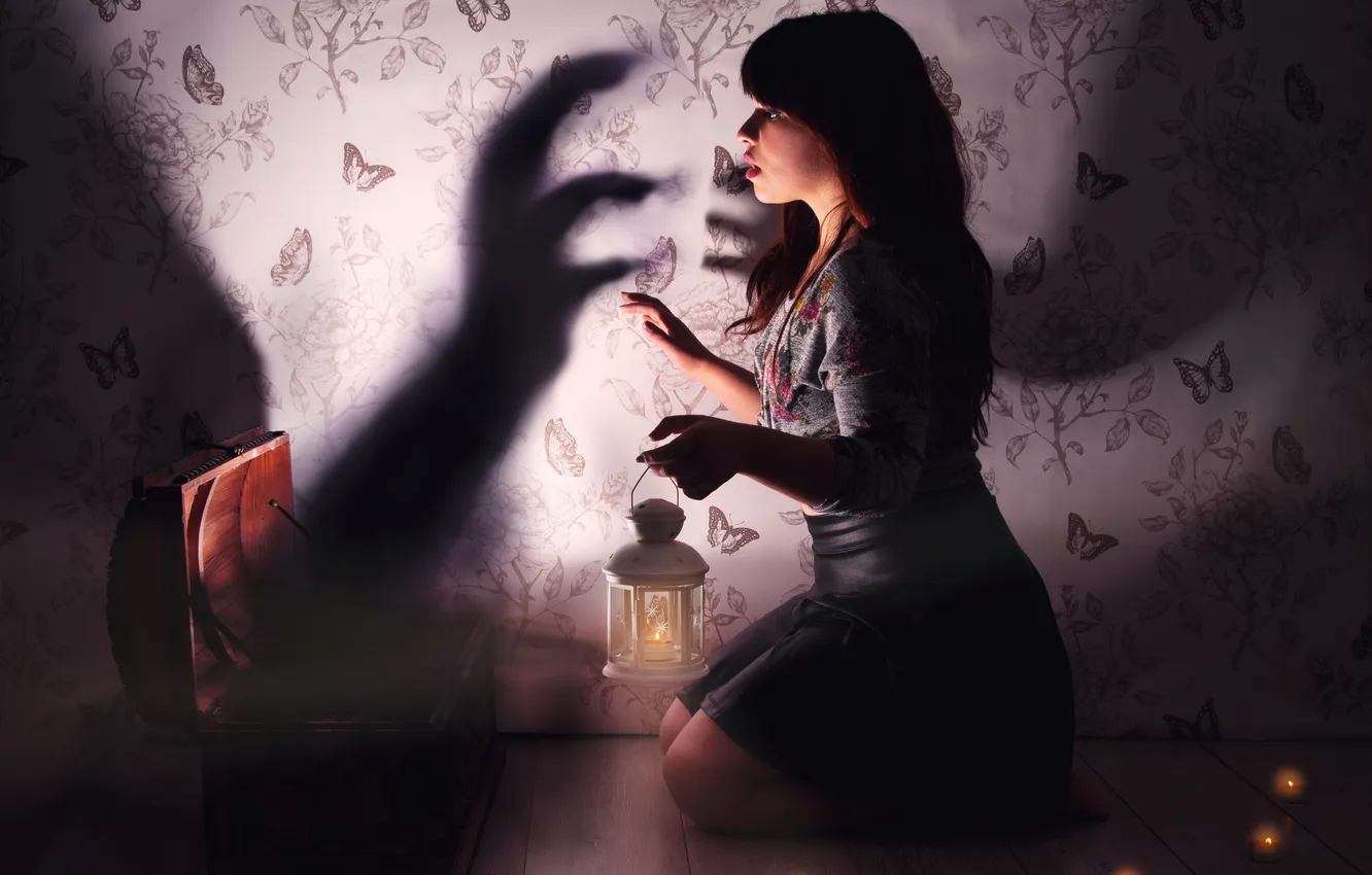 Photo wallpaper girl, background, fear, the situation