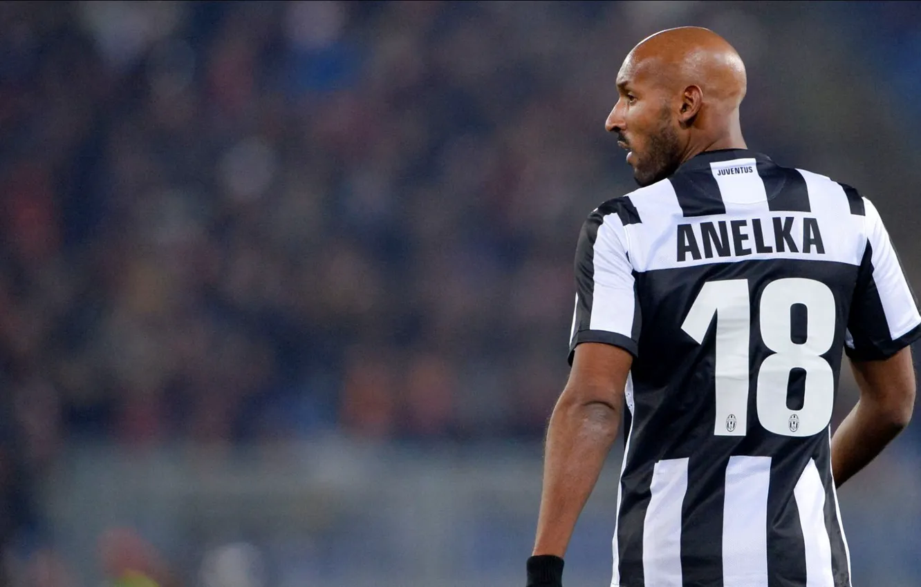 Photo wallpaper football, sport, player, football, anelka, soccer, Sport, Juventus