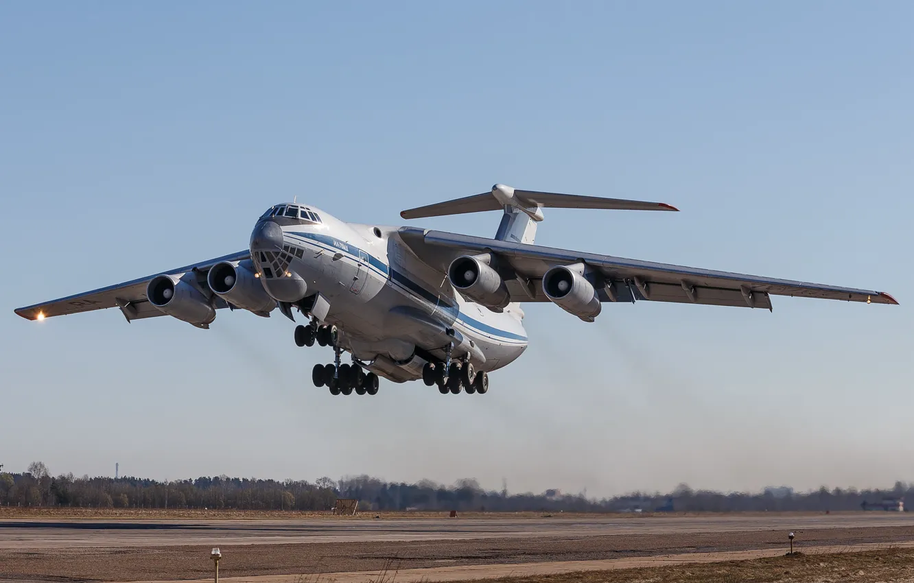 Photo wallpaper the plane, the airfield, Russian, military transport, heavy, Il-76MD