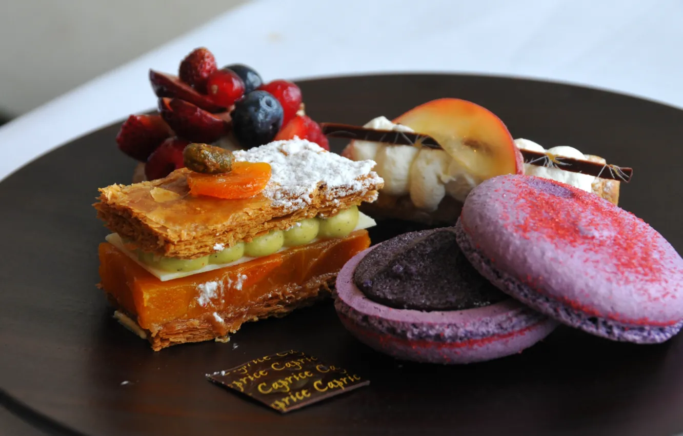 Photo wallpaper berries, food, blueberries, strawberry, cake, cream, sweet, macaron