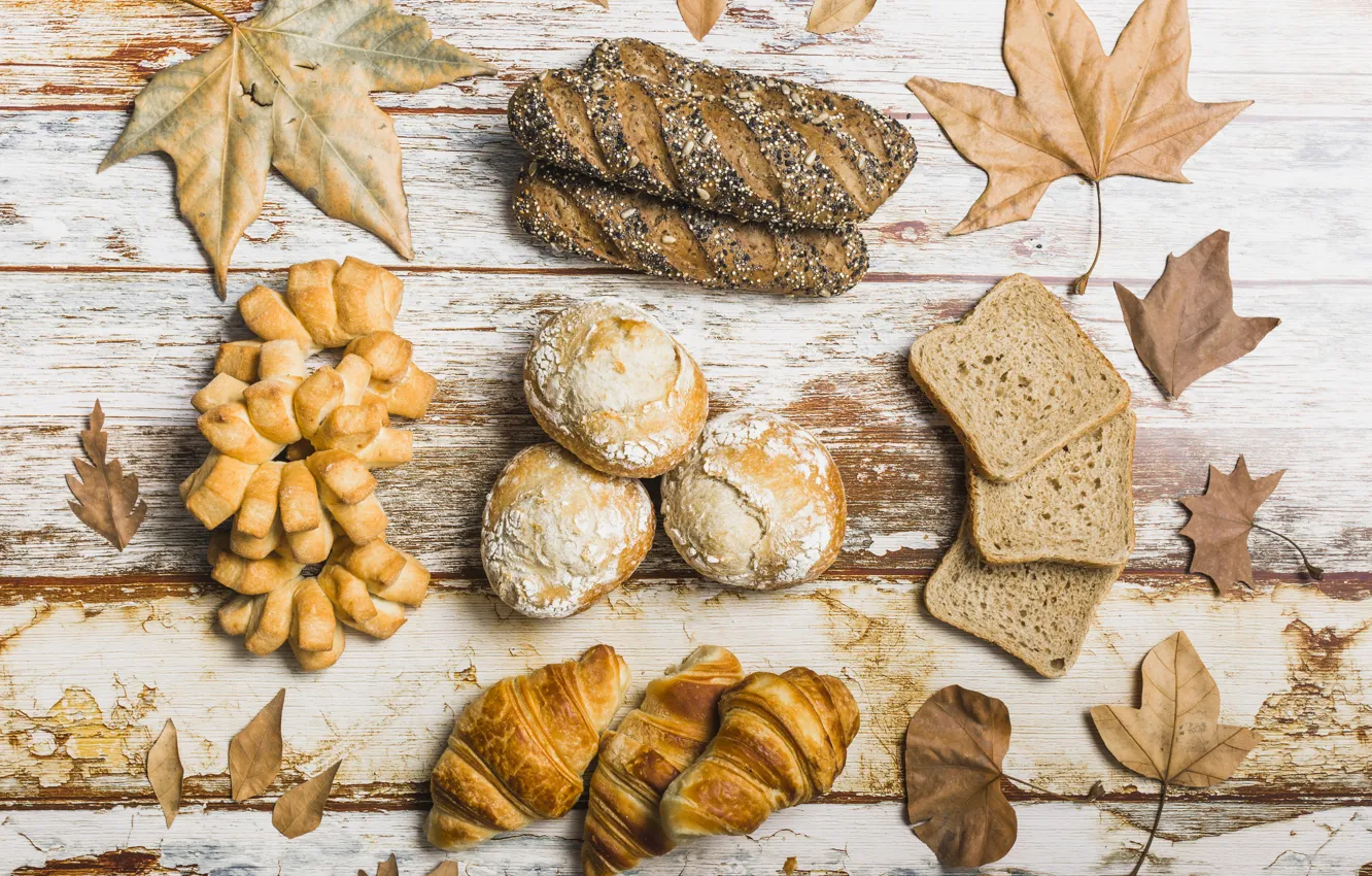 Photo wallpaper autumn, leaves, trees, background, colorful, bread, wood, cakes
