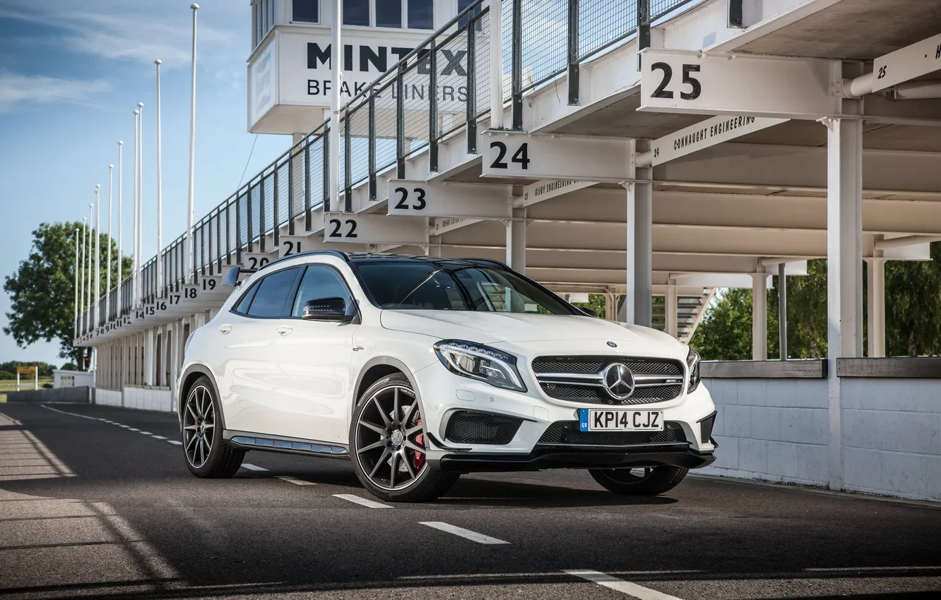 Photo wallpaper Mercedes-Benz, Mercedes, AMG, UK-spec, 2014, X156, GLA 45