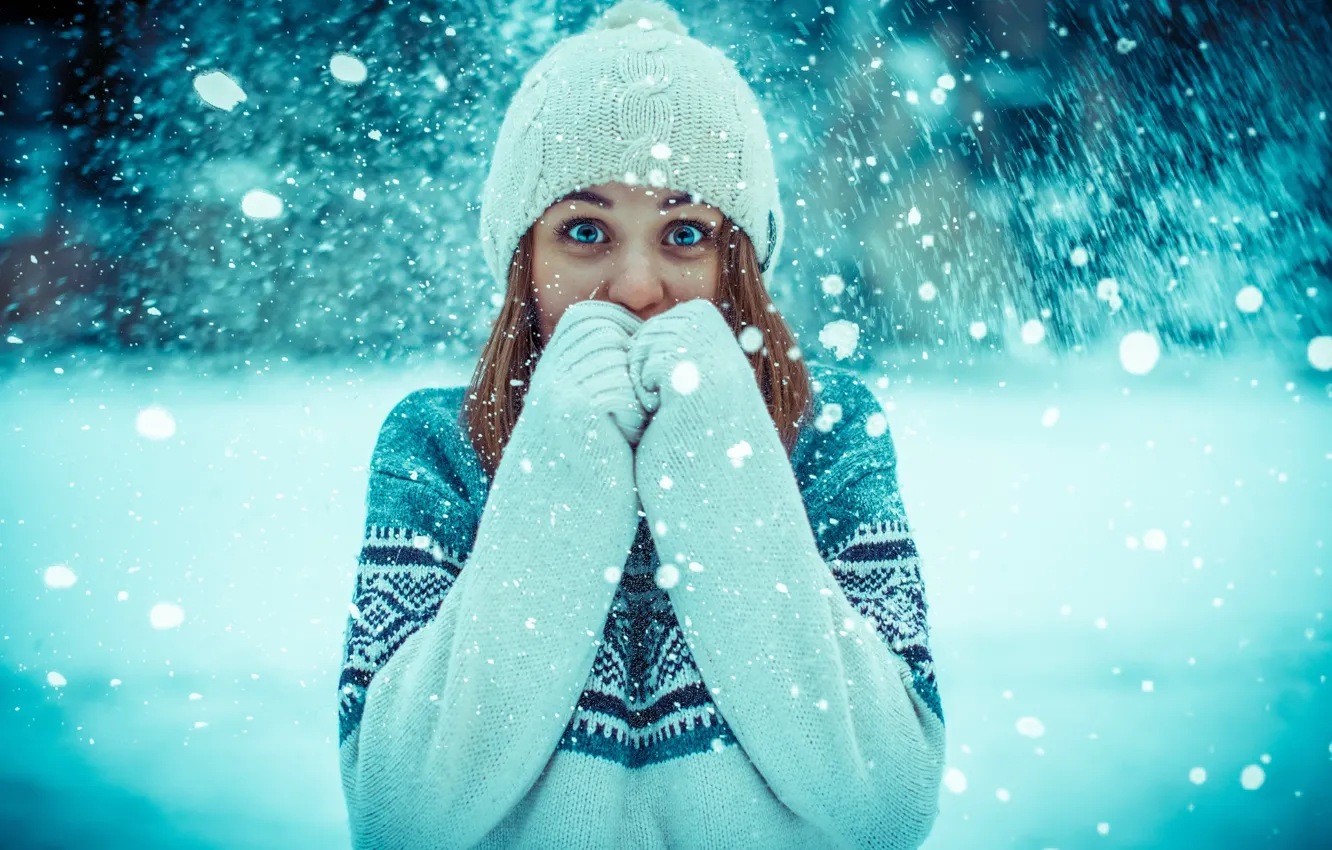 Photo wallpaper girl, winter, view, snow, model, portrait, Karina, sweater