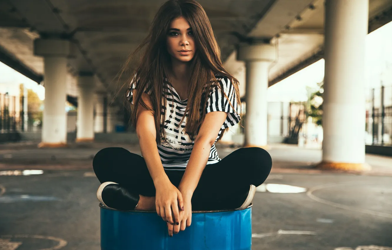 Photo wallpaper look, girl, sitting, Victor Ambartsumov