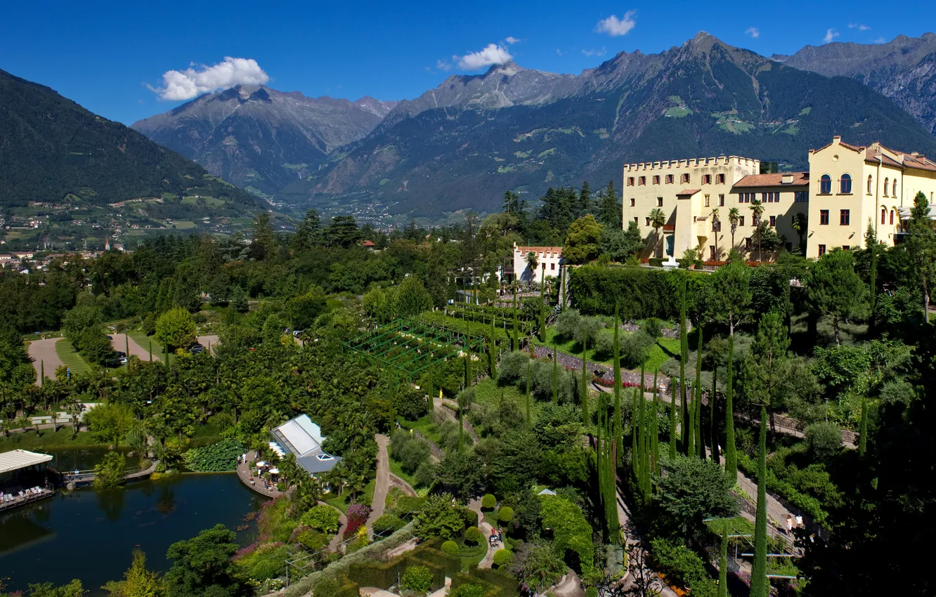 Photo wallpaper trees, mountains, design, pond, garden, Italy, panorama, gorge