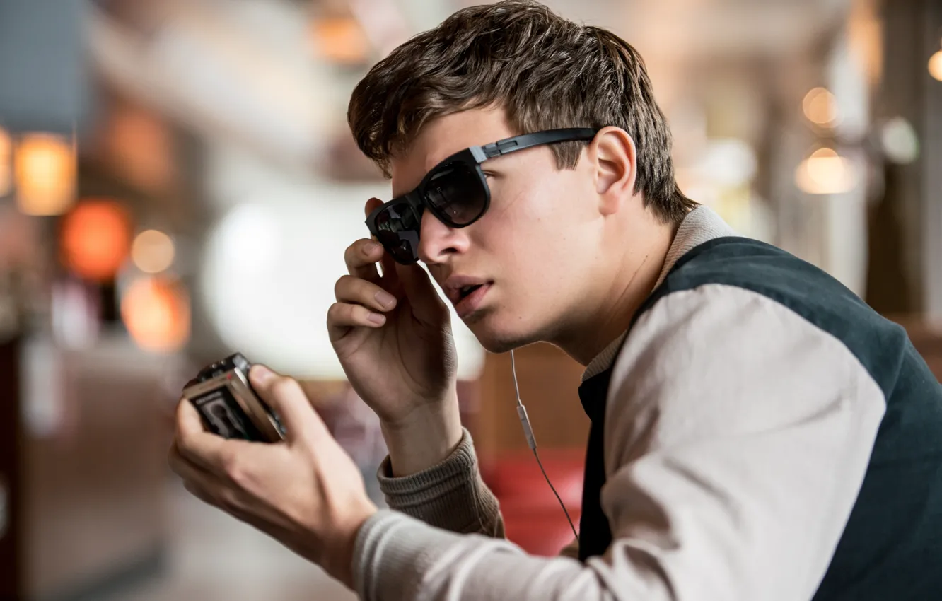 Photo wallpaper glasses, player, guy, Ansel Elgort, Ansel Elgort, Baby Driver, Baby on the drive