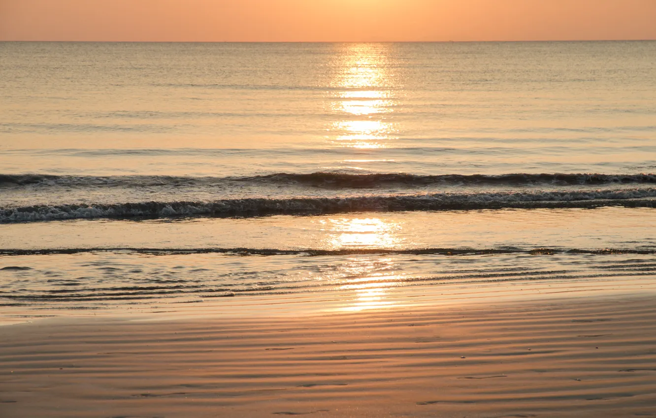 Photo wallpaper sand, sea, wave, beach, summer, the sky, sunset, shore