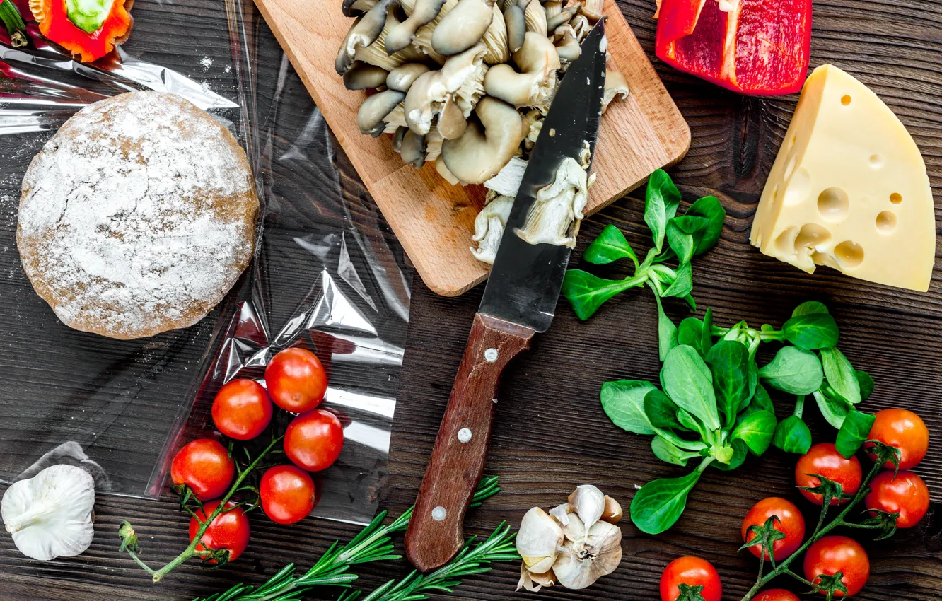 Photo wallpaper greens, mushrooms, cheese, tomato, garlic, the dough, billet