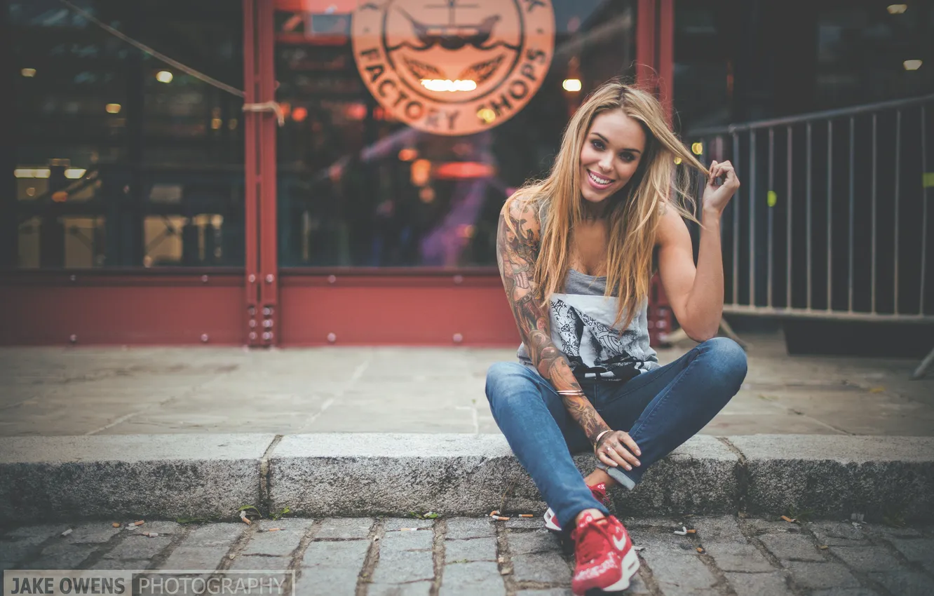 Photo wallpaper girl, smile, street, jeans, Mike, border, tattoo, girl
