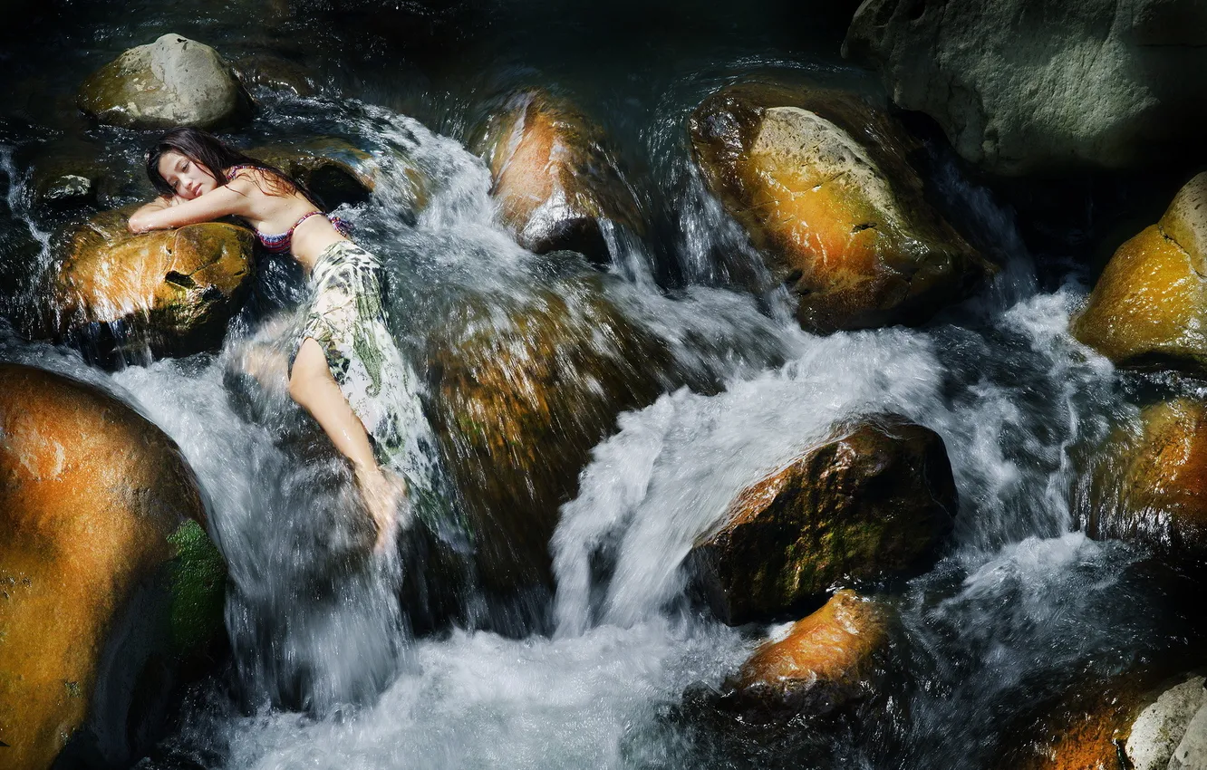Photo wallpaper girl, river, Asian