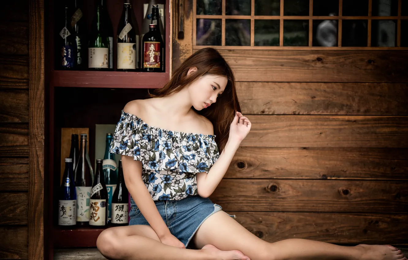 Photo wallpaper bottle, legs, Oriental girl, chingcho Chang