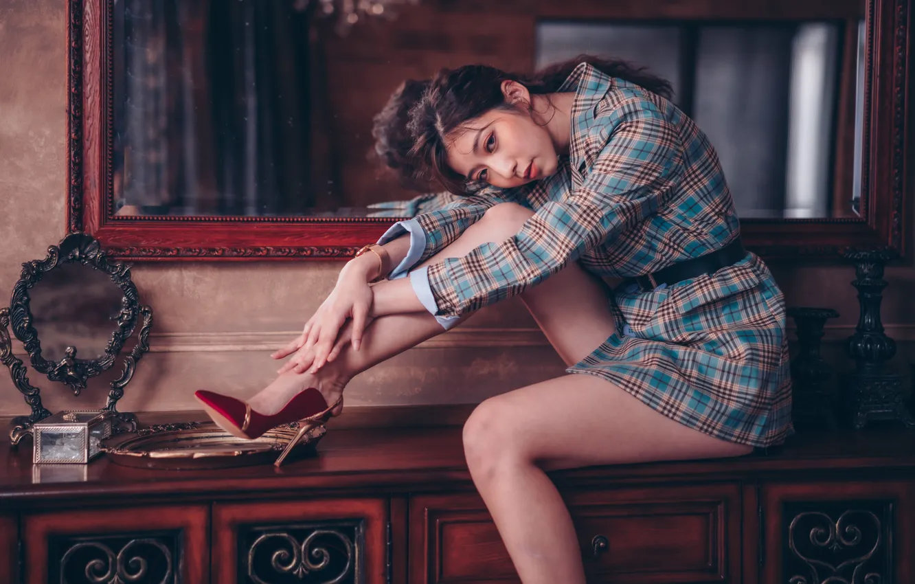 Photo wallpaper girl, pose, hands, mirror, legs, Asian