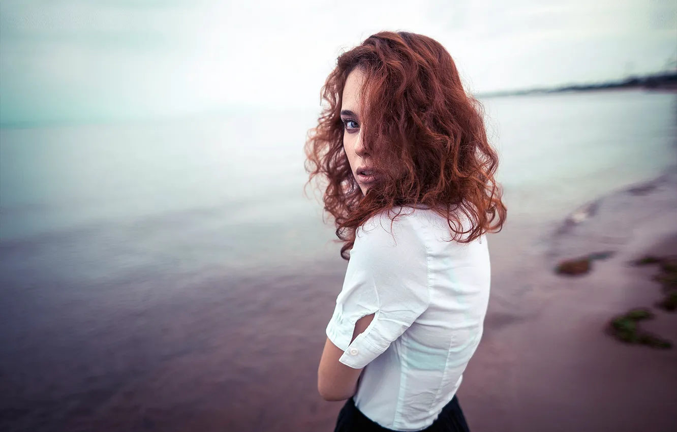 Photo wallpaper girl, shore, alone